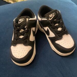 Nike Kids Sneakers in Black and White